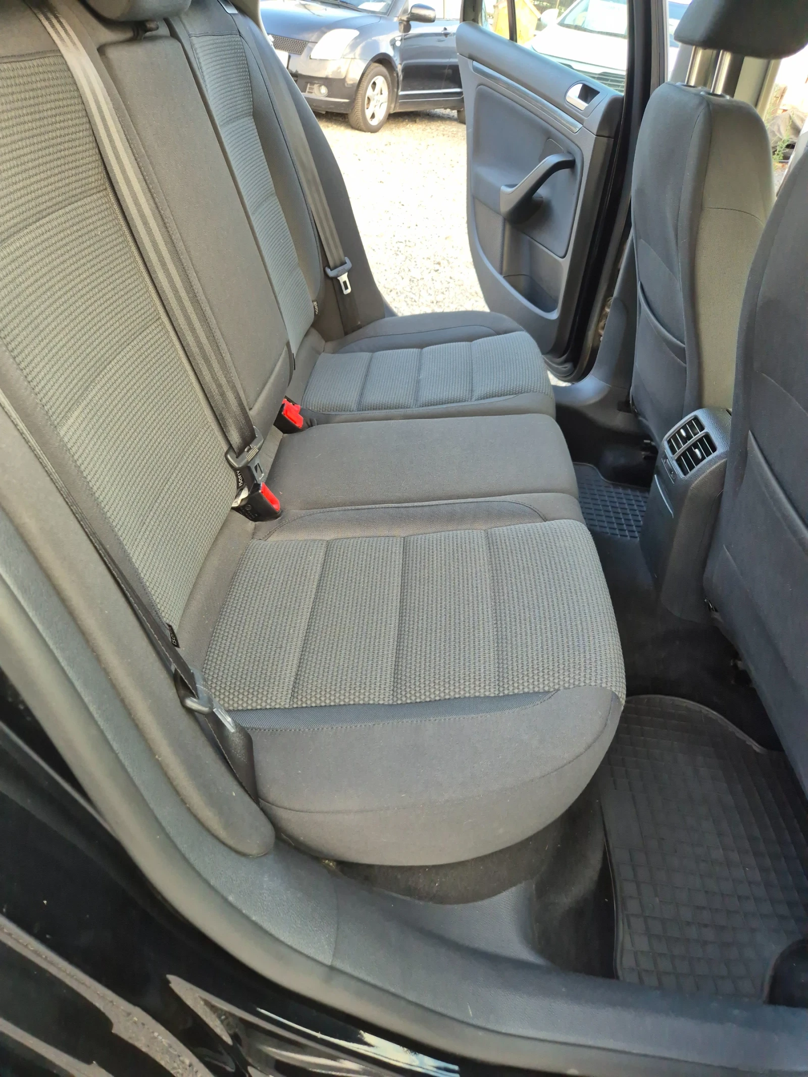 VW Golf 1.6TDI 105к.с. - изображение 10