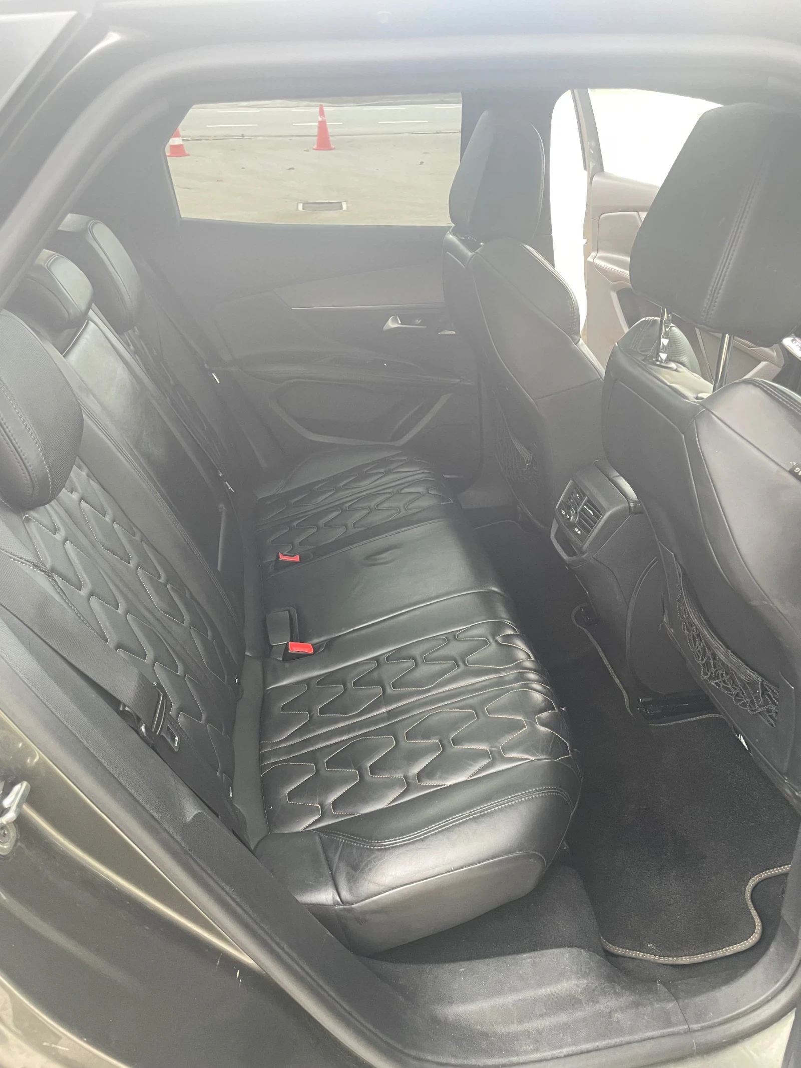 Peugeot 3008 2.0 HDI GT-Line - изображение 8