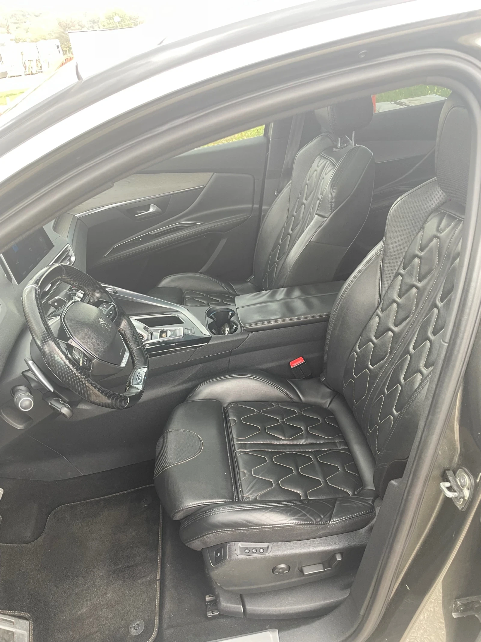 Peugeot 3008 2.0 HDI GT-Line - изображение 7