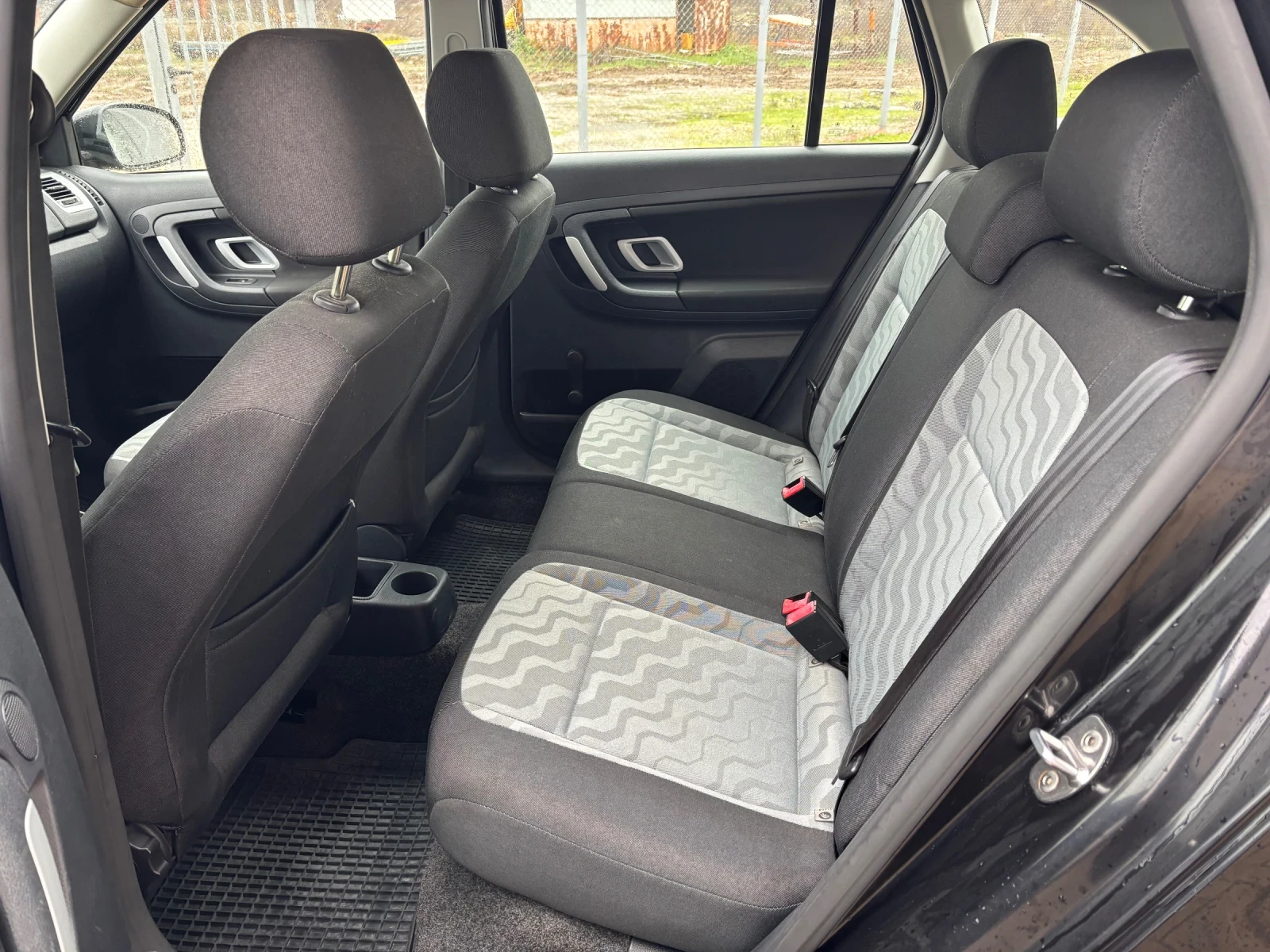 Skoda Fabia 1.9TDI ГЕРМАНИЯ - изображение 9