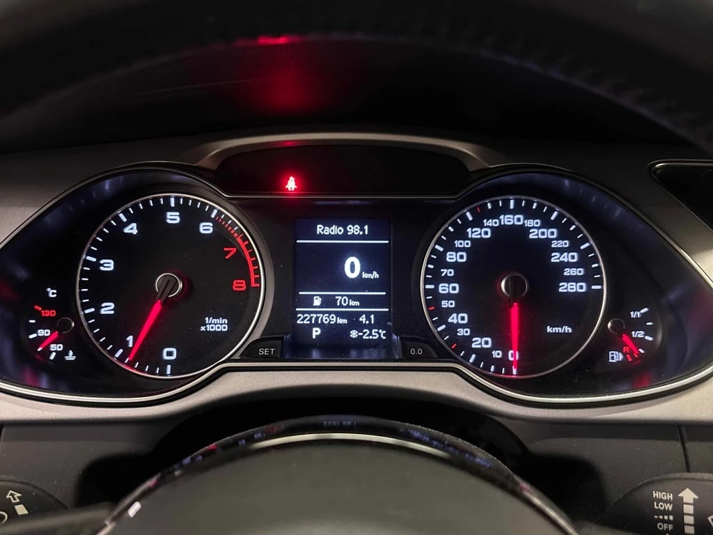 Audi A4 * Komfort plus * CARFAX * ���� �� �� | Mobile.bg � ����������� 8