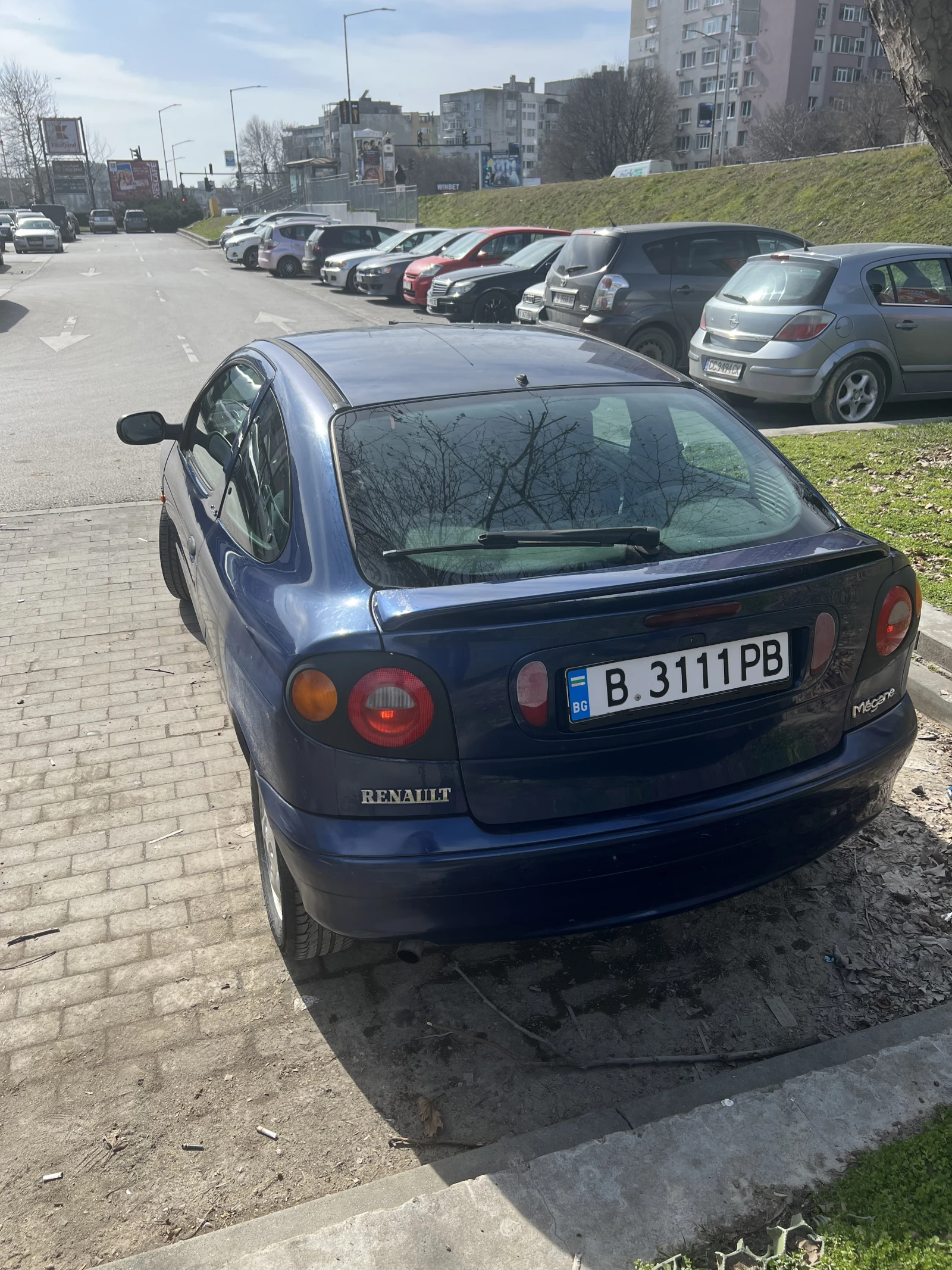 Renault Megane 1.6 - изображение 4