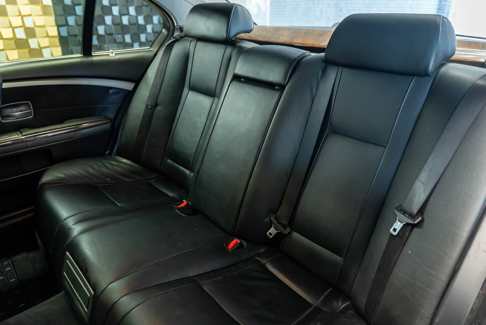 BMW 735 i, снимка 14 - Автомобили и джипове - 53765572