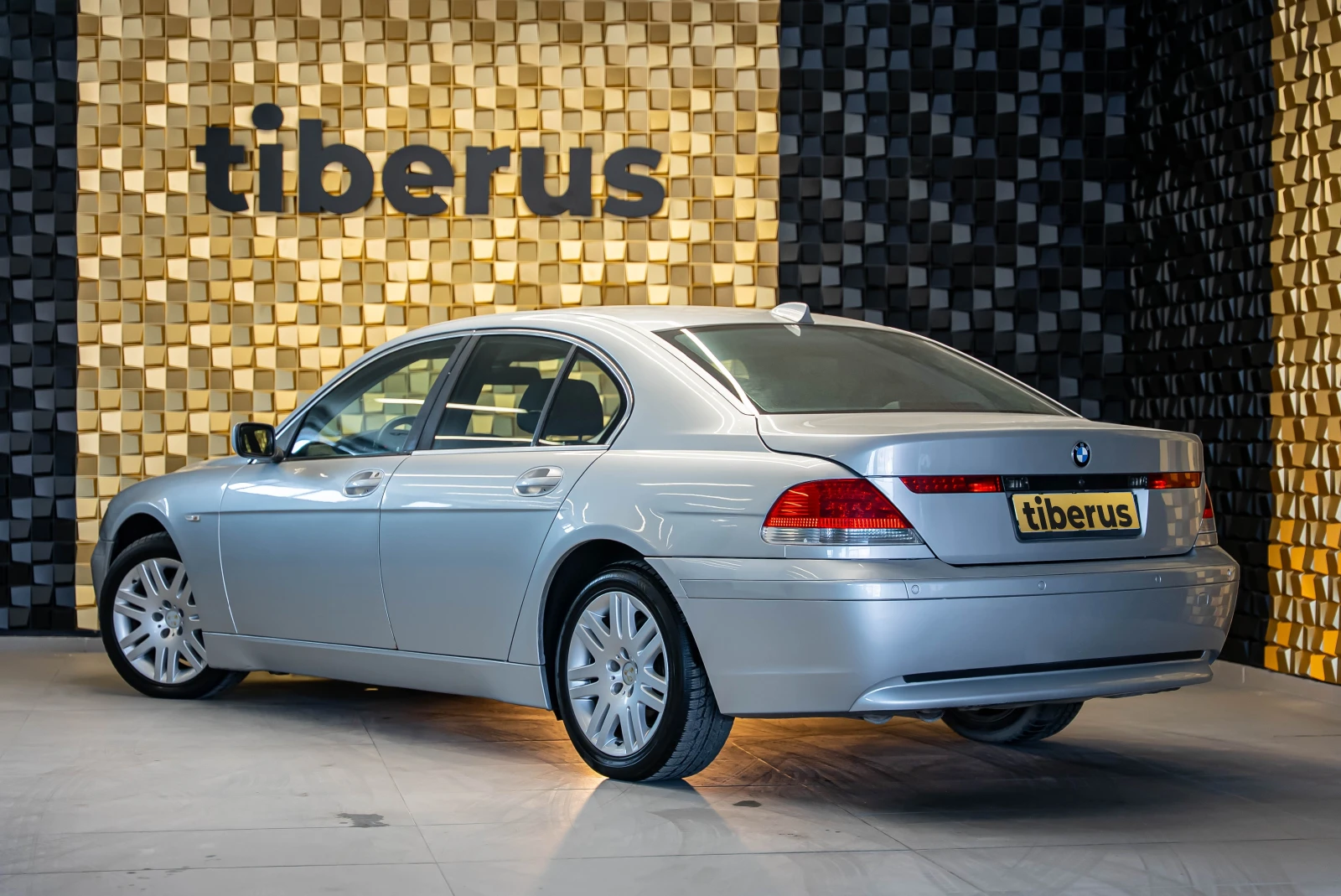 BMW 735 i, снимка 2 - Автомобили и джипове - 53765572