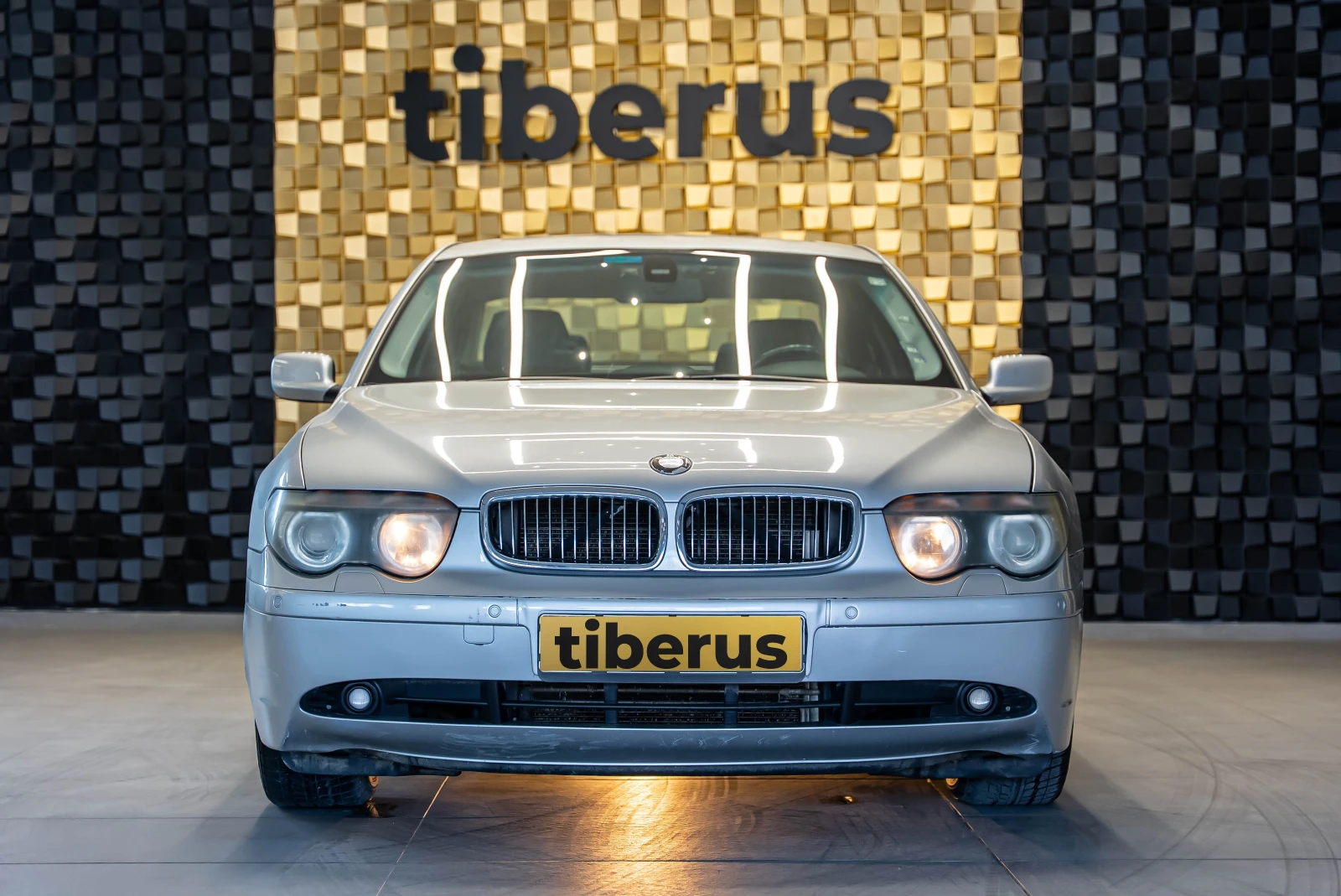 BMW 735 i, снимка 3 - Автомобили и джипове - 53765572