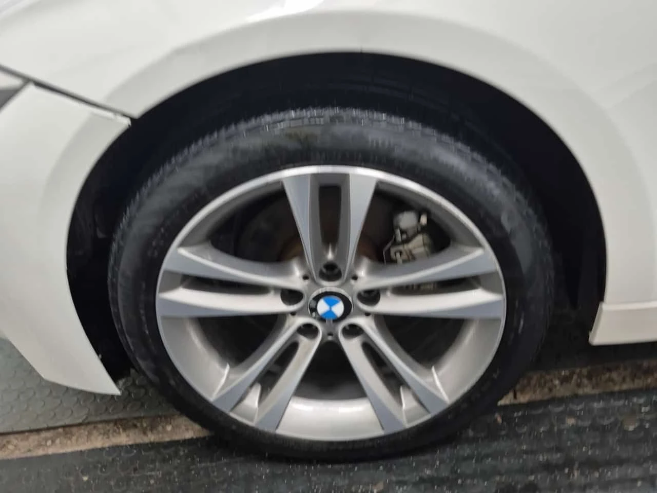 BMW 330 * 330I XDRIVE * CARFAX * ЦЕНА ДО БГ, снимка 14 - Автомобили и джипове - 54205359