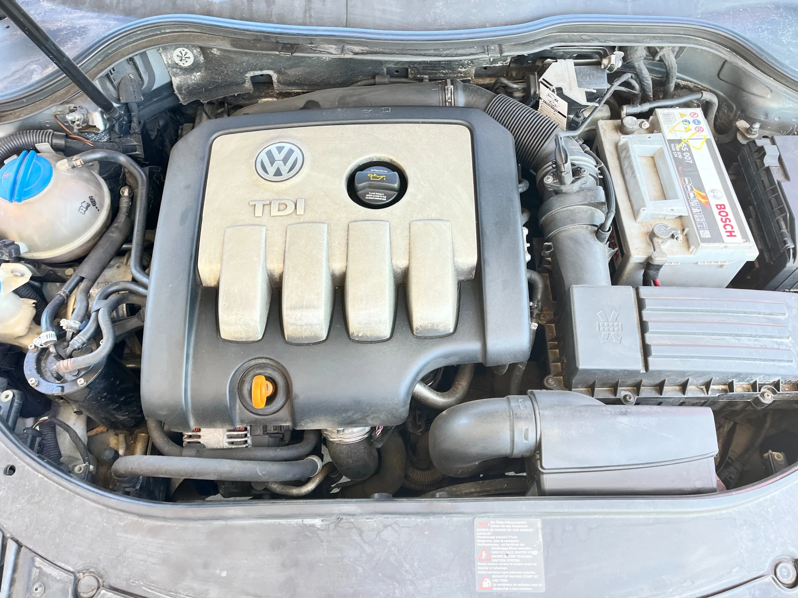 VW Passat 2.0TDI HIGHLINE, снимка 11 - Автомобили и джипове - 54361017