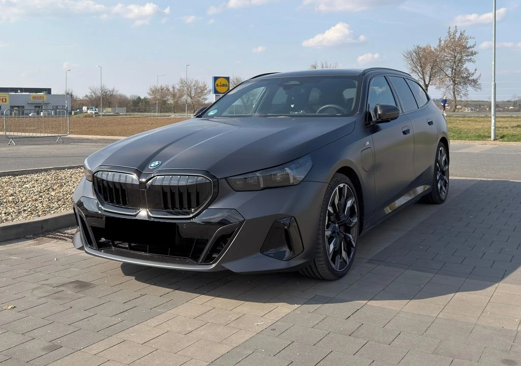 BMW 550 e xDrive M-Sport