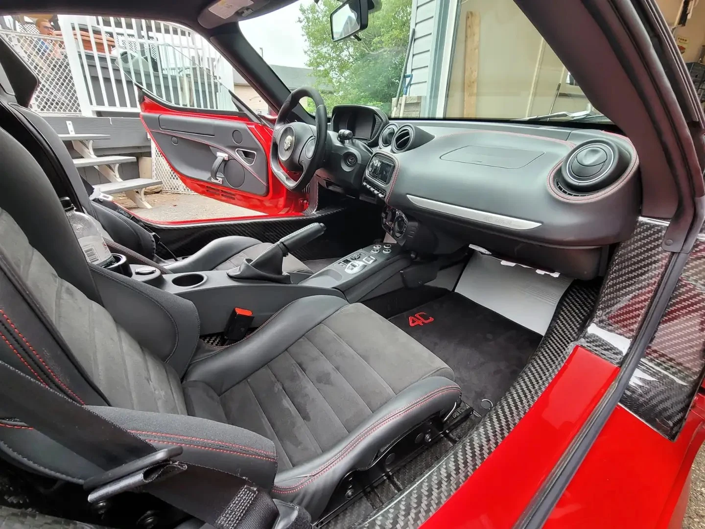 Alfa Romeo 4C АВТОКРЕДИТ ЦЕНА ДО БЪЛГАРИЯ, снимка 8 - Автомобили и джипове - 54739455