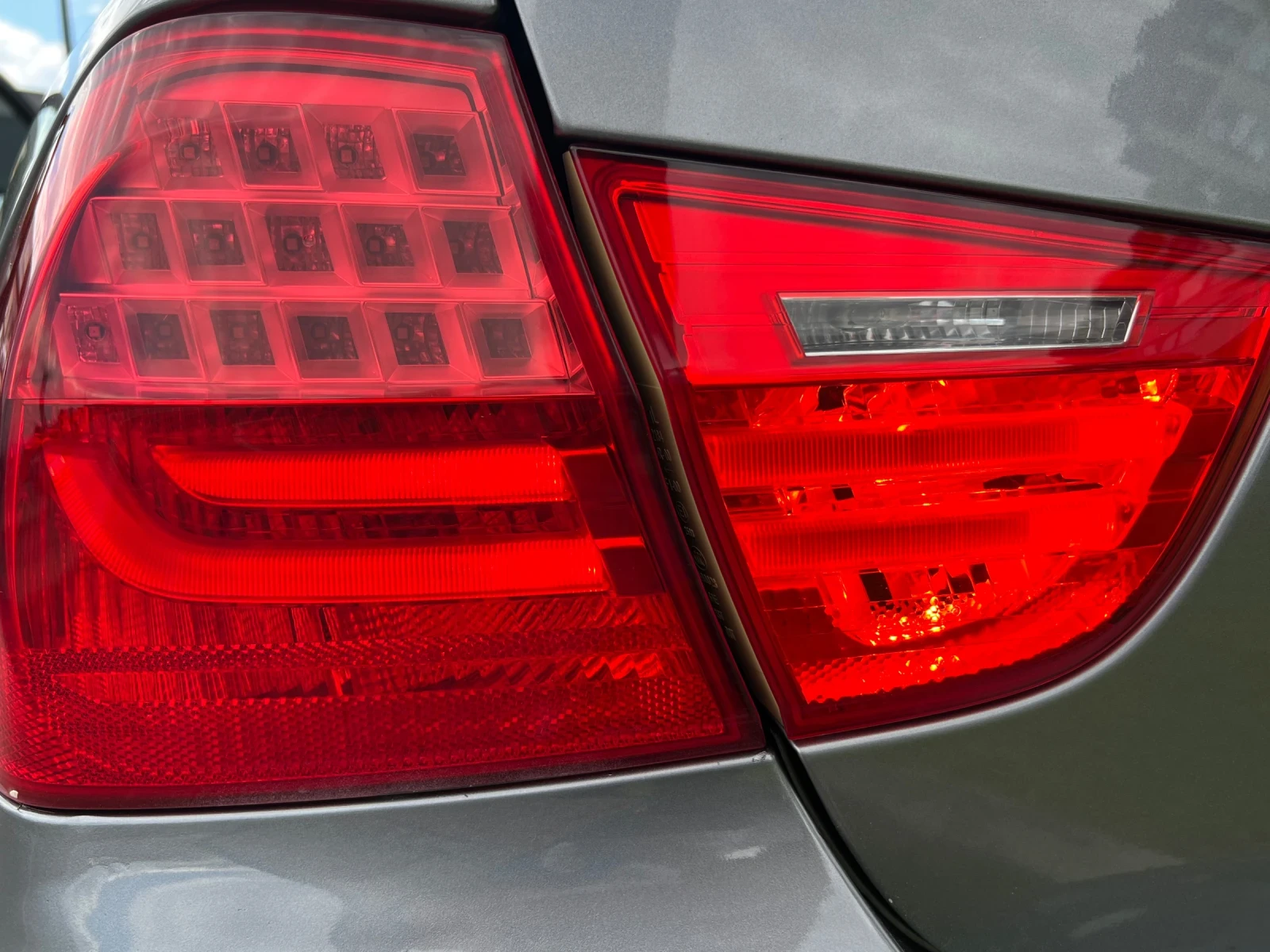 BMW 320 1.6 D , снимка 15 - Автомобили и джипове - 55270138