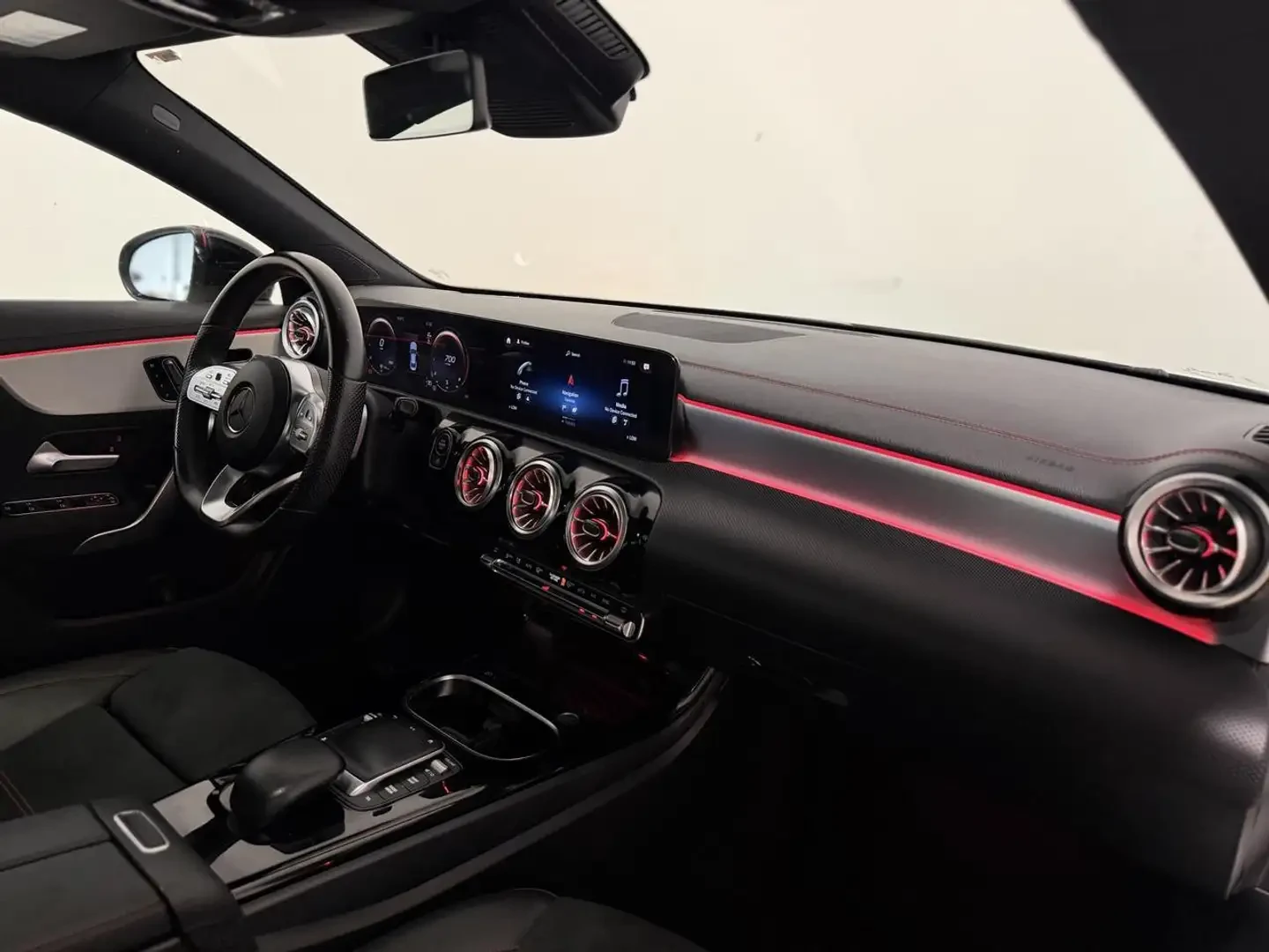 Mercedes-Benz CLA 250 4MATIC* AMG* ПОДГРЕВ, снимка 7 - Автомобили и джипове - 55314562