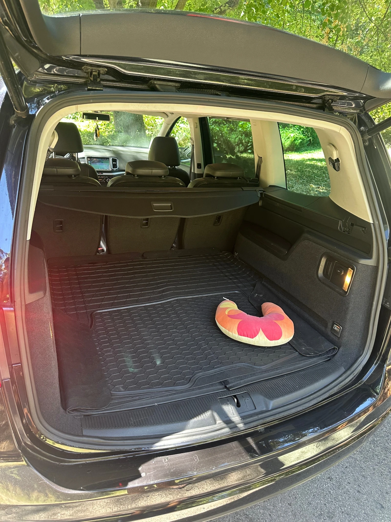 VW Sharan 200 к.с - Алкантара - Панорама  - DSG 6 - CarPlay, снимка 4 - Автомобили и джипове - 55769832