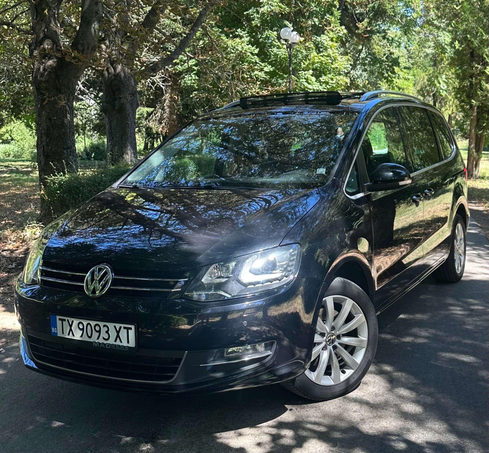 VW Sharan 200 к.с - Алкантара - Панорама  - DSG 6 - CarPlay