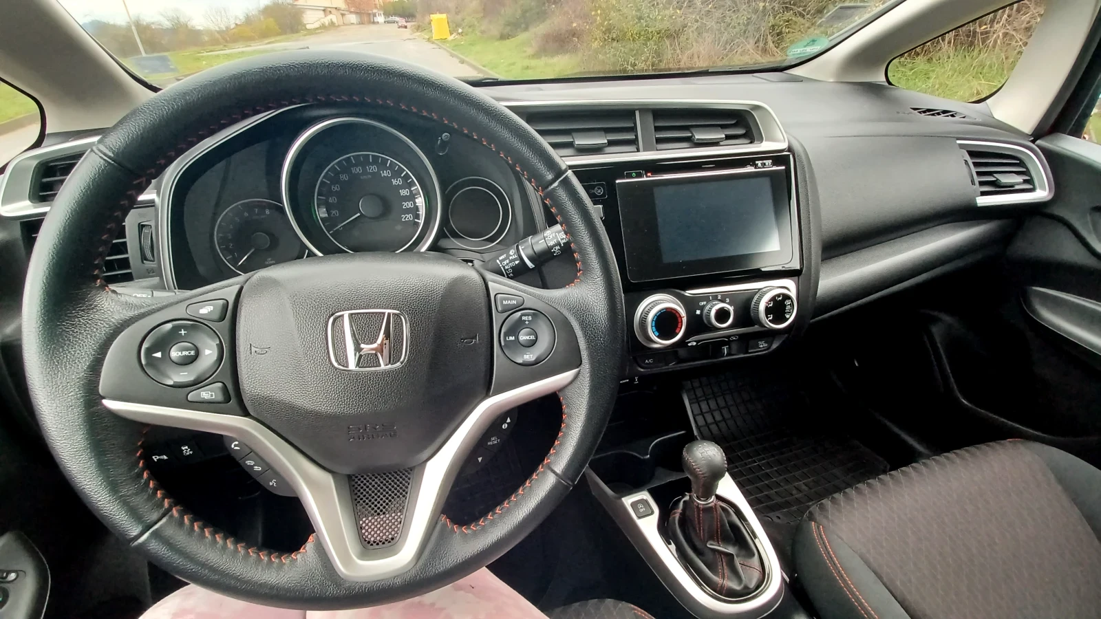 Honda Jazz Sport Dynamic , снимка 6 - Автомобили и джипове - 55817032