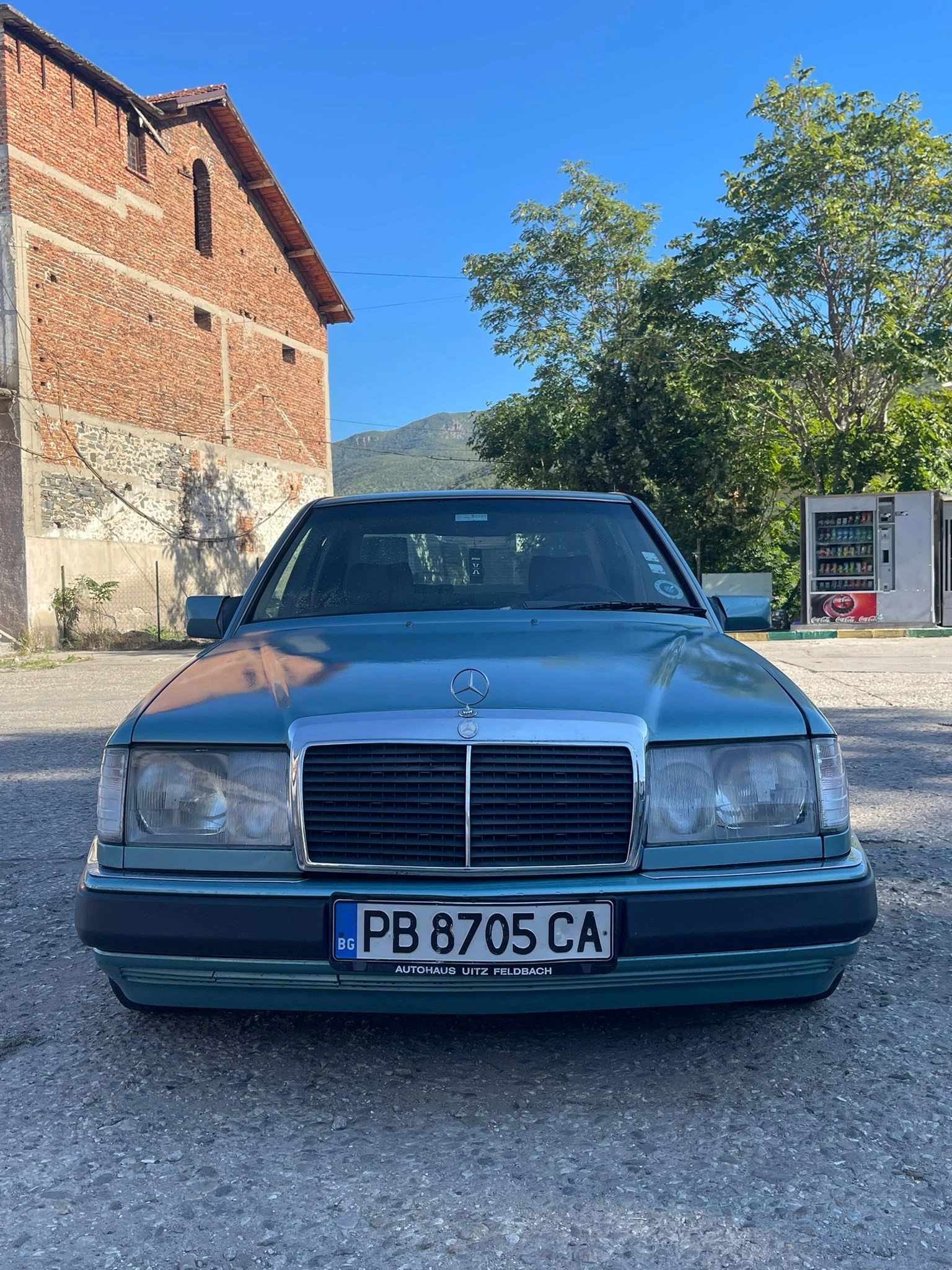 Mercedes-Benz 124