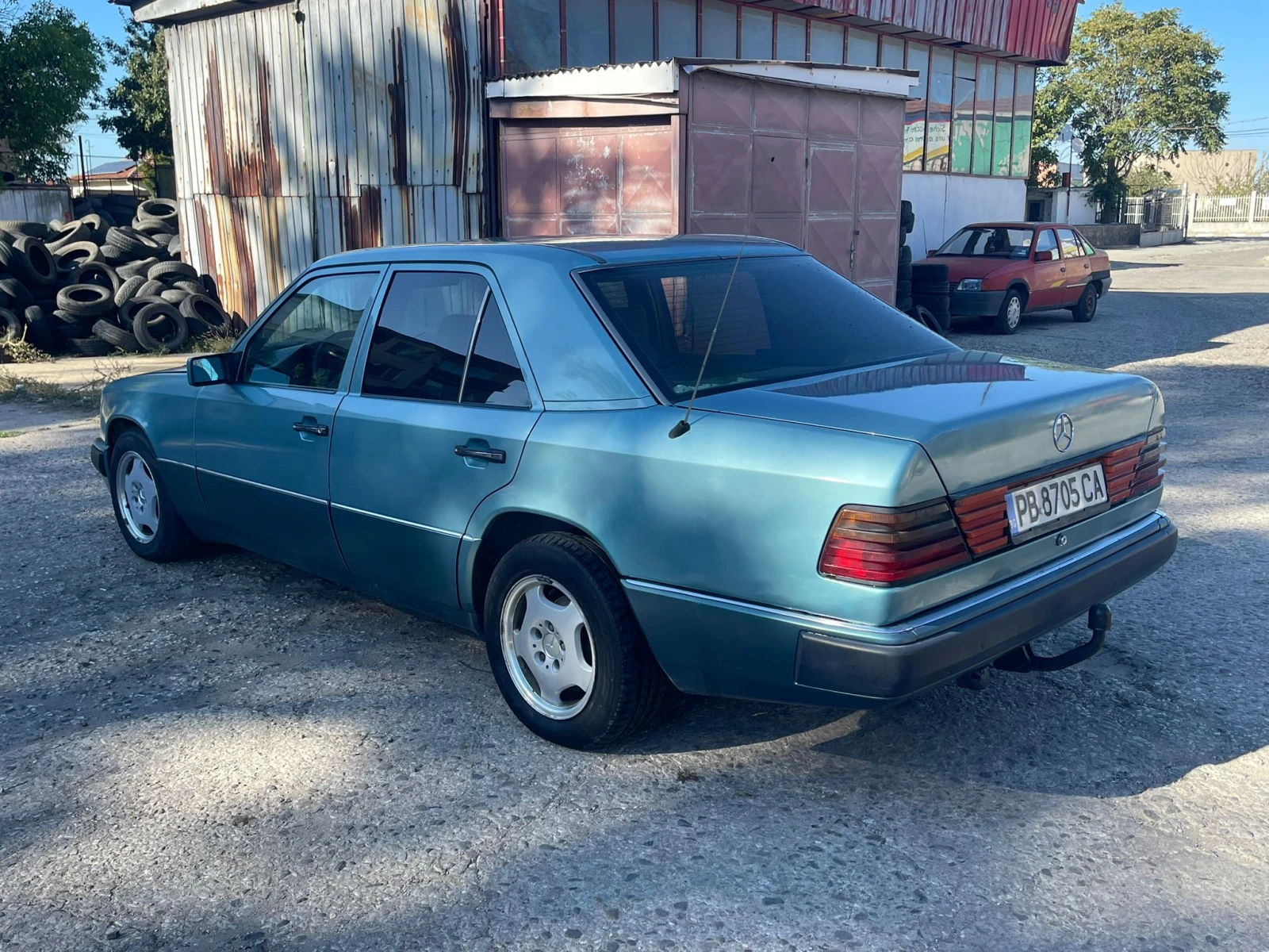 Mercedes-Benz 124, снимка 4 - Автомобили и джипове - 55988151