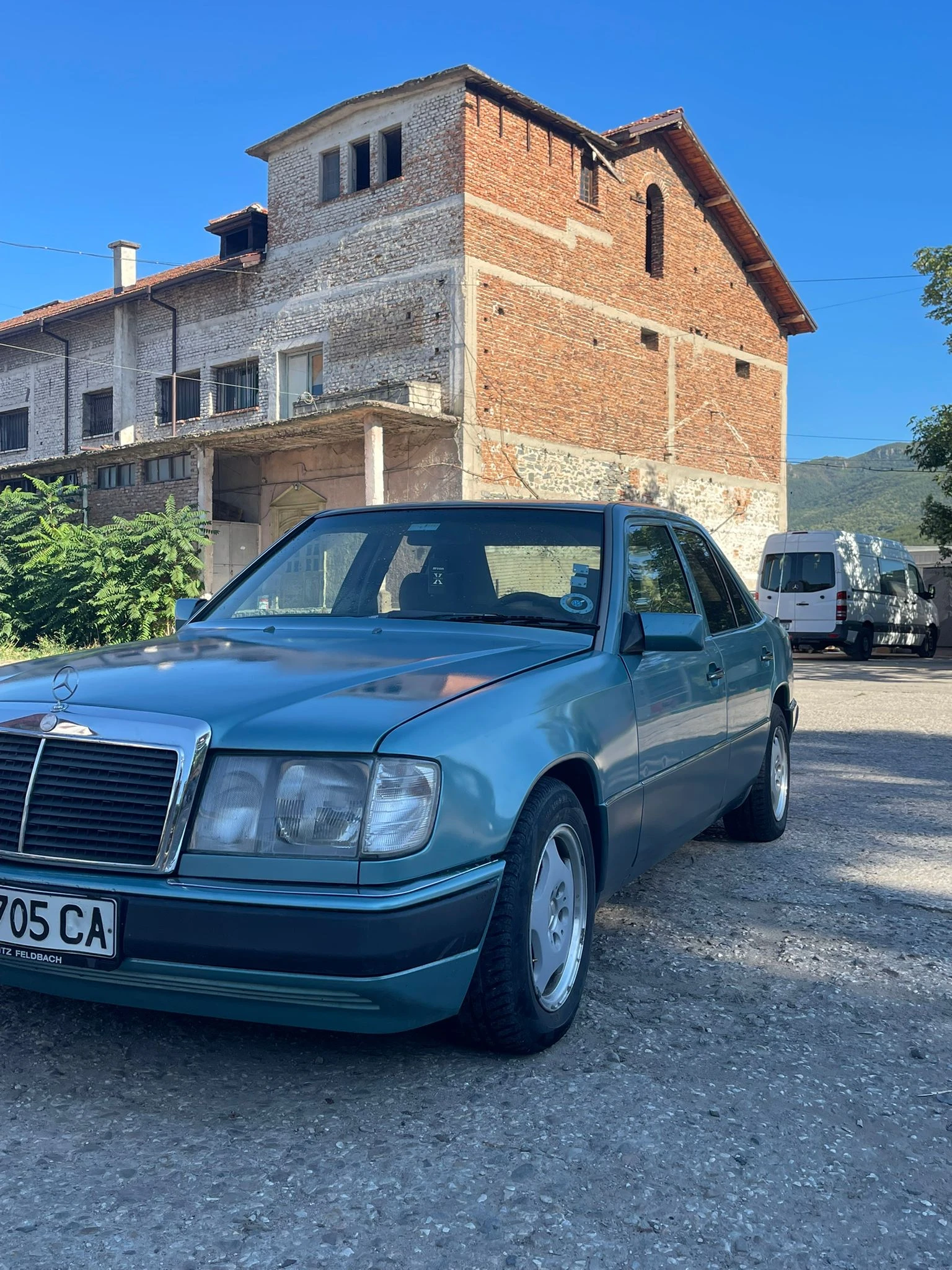 Mercedes-Benz 124, снимка 2 - Автомобили и джипове - 55988151
