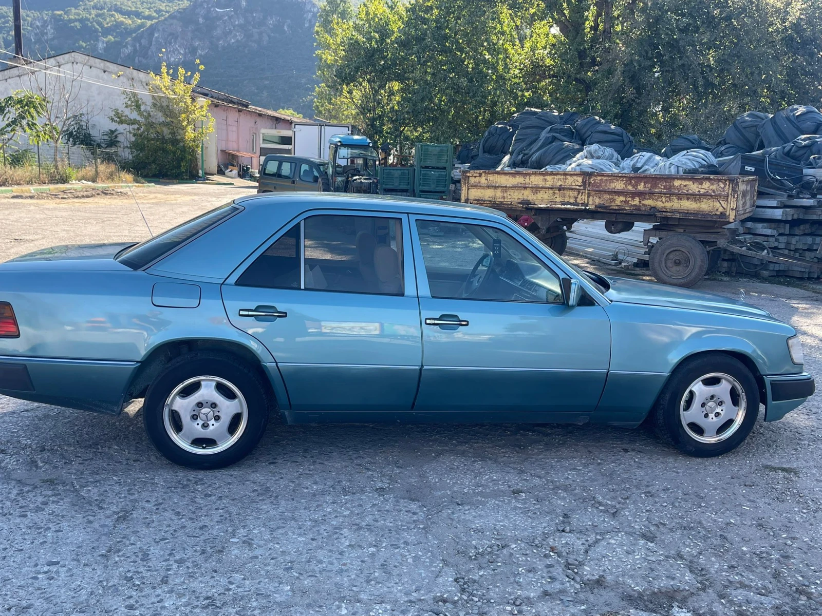 Mercedes-Benz 124, снимка 7 - Автомобили и джипове - 55988151