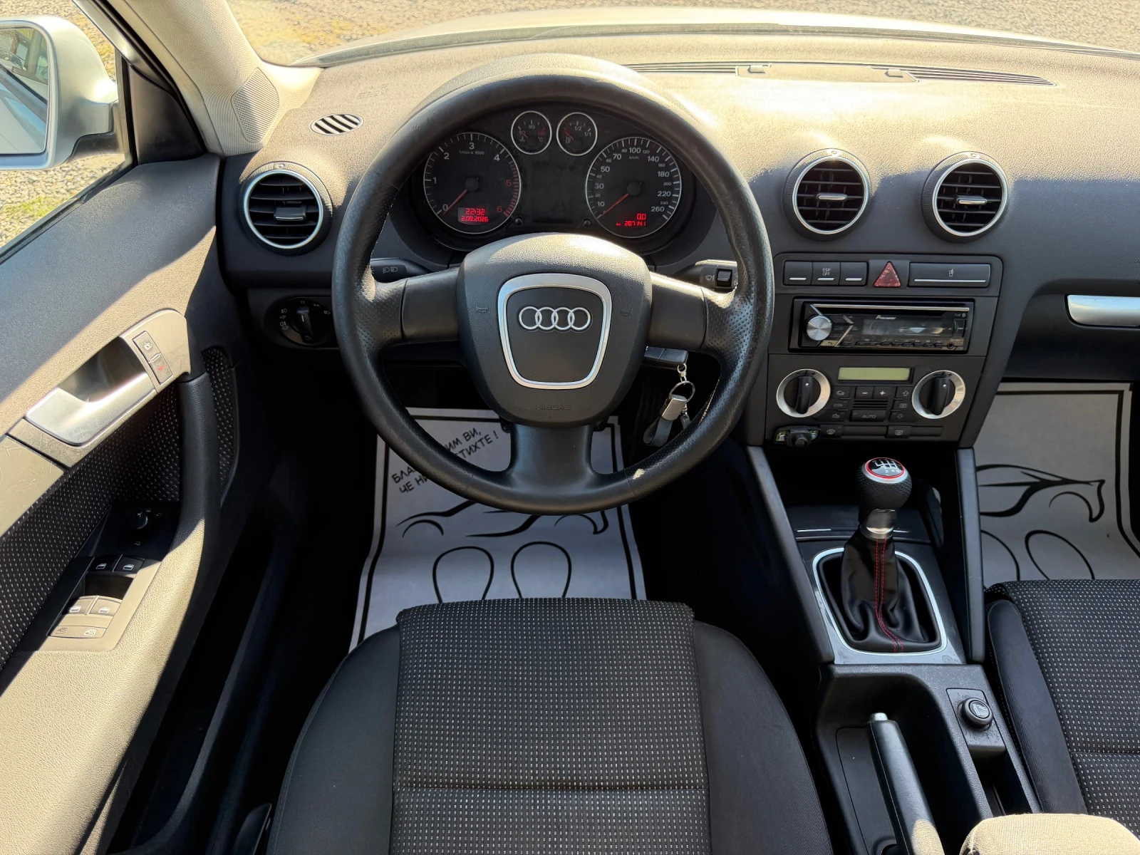 Audi A3 2, 0/КАТО НОВА, снимка 11 - Автомобили и джипове - 56361255