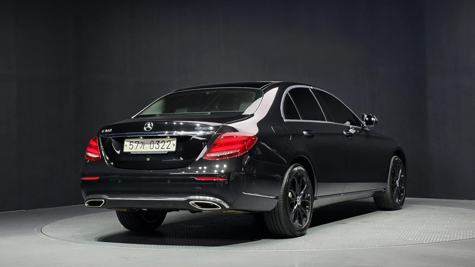 Mercedes-Benz E 300 4Matic Exclusive / 360/Panorama/Disi | Mobile.bg � ����������� 2
