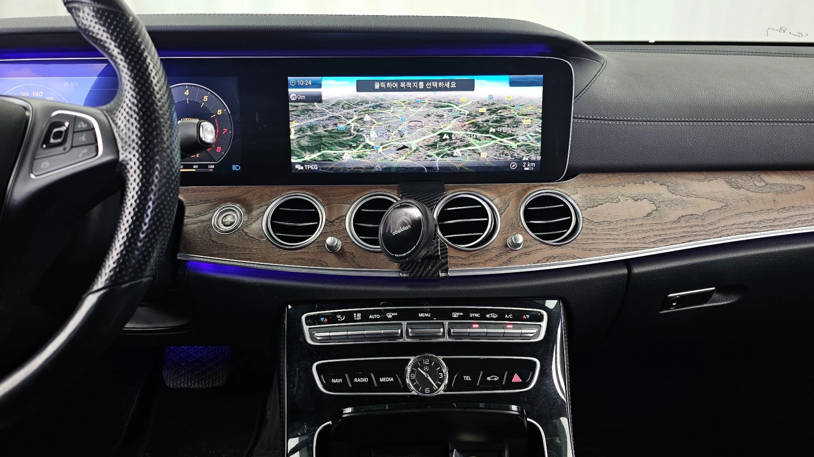 Mercedes-Benz E 300 4Matic Exclusive / 360/Panorama/Disi | Mobile.bg � ����������� 11