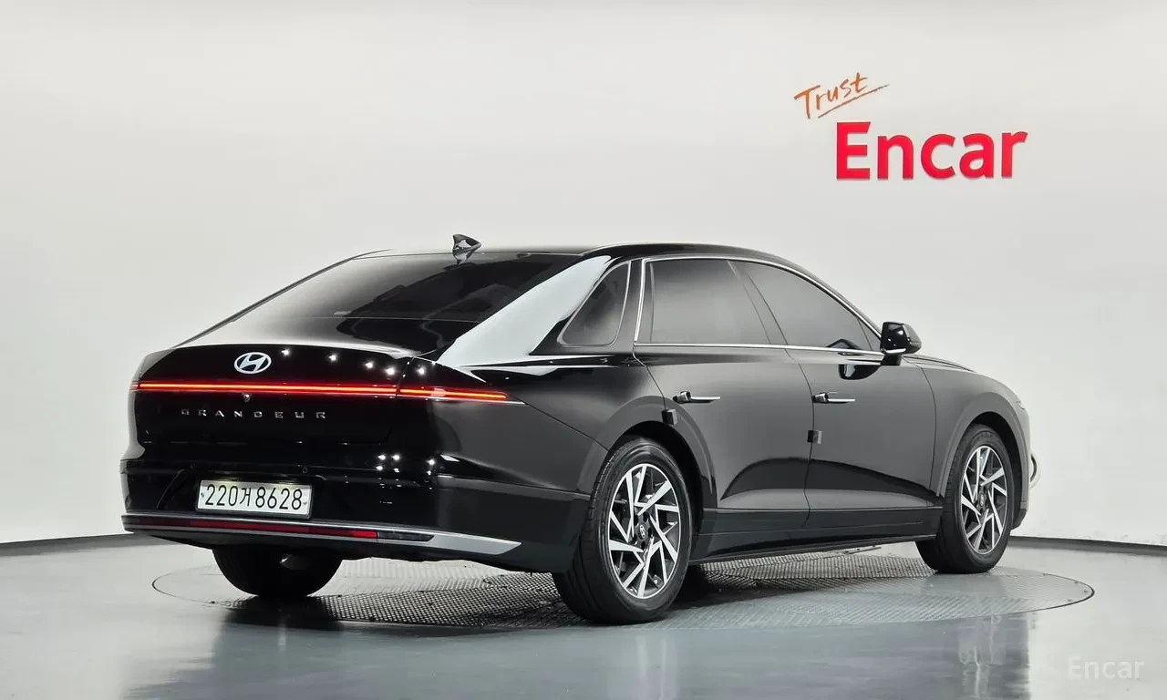 Hyundai Grandeur ���������* LANE ASSIST* �������* �����* ������ ��� | Mobile.bg � ����������� 2