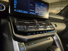 Toyota Land cruiser НОВ/LC300/303HP/PREMIUM/70thANNIV/PANO/JBL/297q, снимка 10