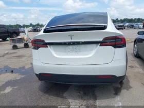 Tesla Model X 90D, снимка 6