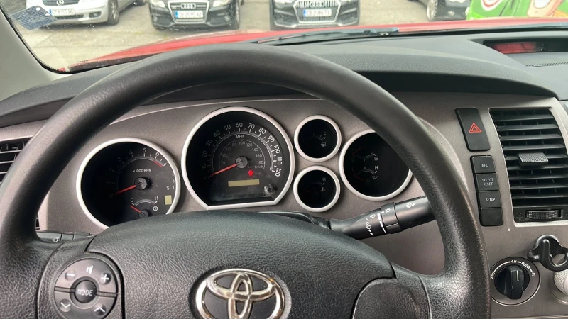 Toyota Tundra 5.7 tuning - Бартер , снимка 5 - Автомобили и джипове - 47540995