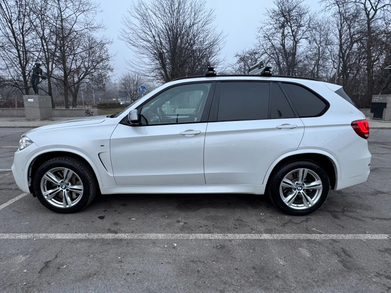 BMW X5 M50d, снимка 3 - Автомобили и джипове - 48631729