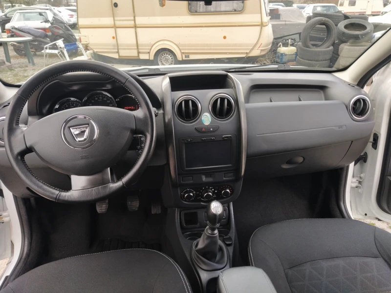 Dacia Duster 1, 5 dci EVRO-5B , NAVI , , снимка 11 - Автомобили и джипове - 49515660