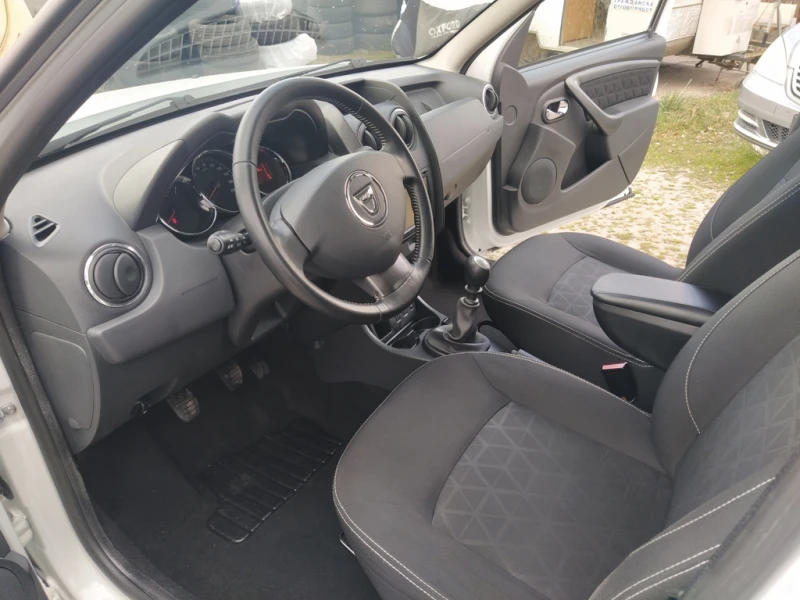 Dacia Duster 1, 5 dci EVRO-5B , NAVI , , снимка 10 - Автомобили и джипове - 49515660