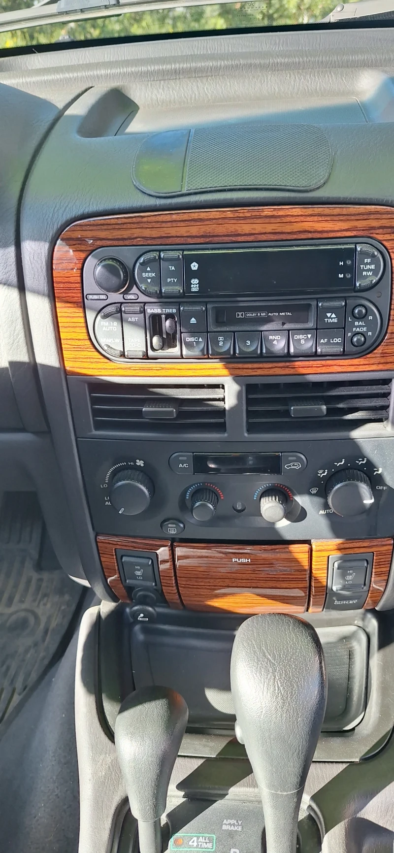 Jeep Grand cherokee, снимка 14 - Автомобили и джипове - 52657801