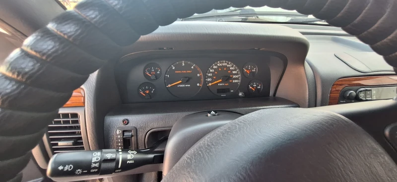 Jeep Grand cherokee, снимка 9 - Автомобили и джипове - 52657801