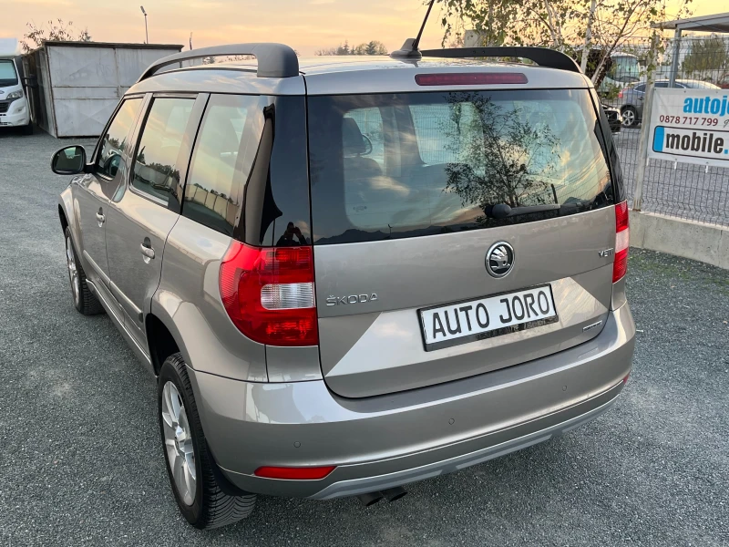 Skoda Yeti 1.6TDI, снимка 3 - Автомобили и джипове - 52391607