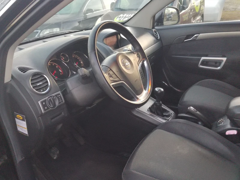 Opel Antara 2.4 BENZIN 4x4 , снимка 13 - Автомобили и джипове - 52710581
