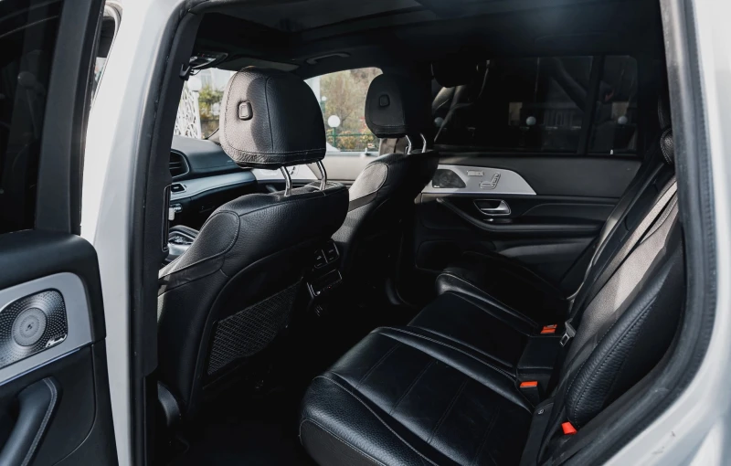 Mercedes-Benz GLS 400 d 4Matic AMG-Line, снимка 9 - Автомобили и джипове - 53557408
