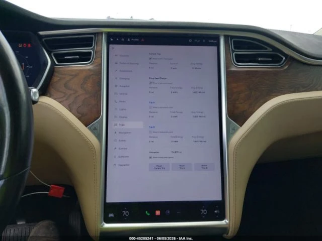 Tesla Model X 90D, снимка 17 - Автомобили и джипове - 55107301