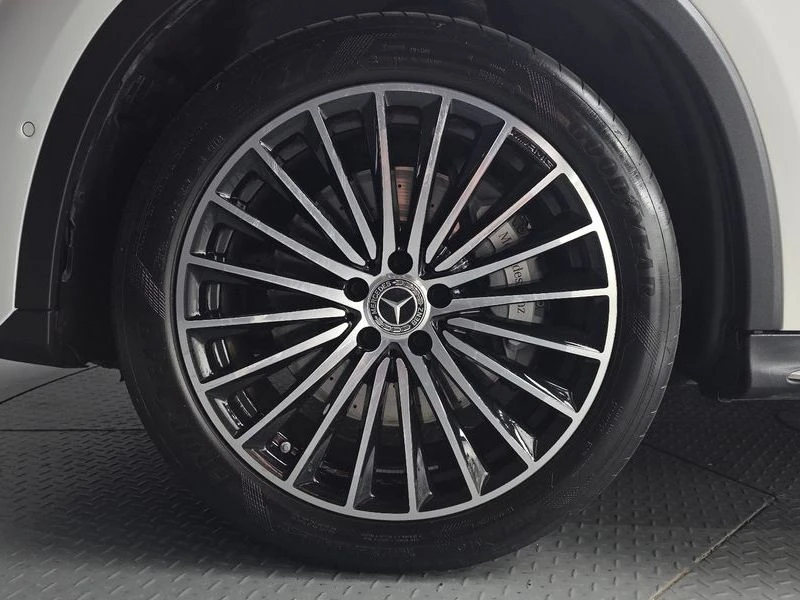 Mercedes-Benz GLC GLC300 4MATIC AMG Line| 258�.�.| ���.��������� | Mobile.bg � ����������� 4