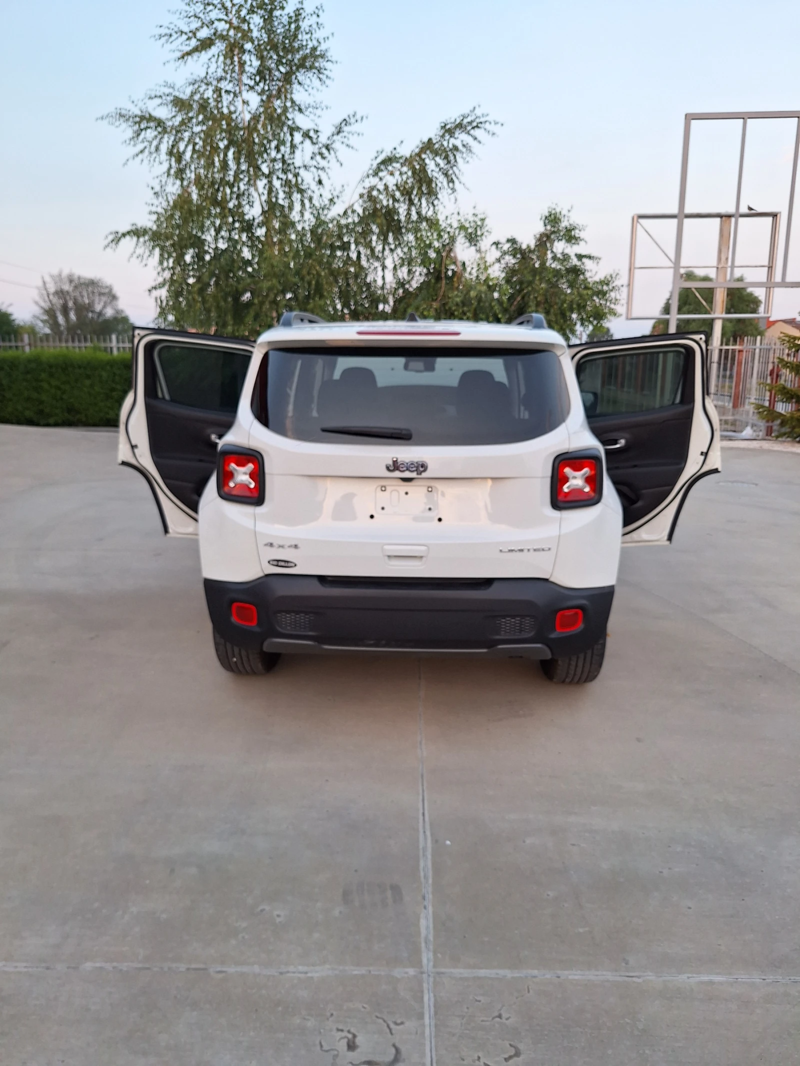 Jeep Renegade | Mobile.bg — изображение 14