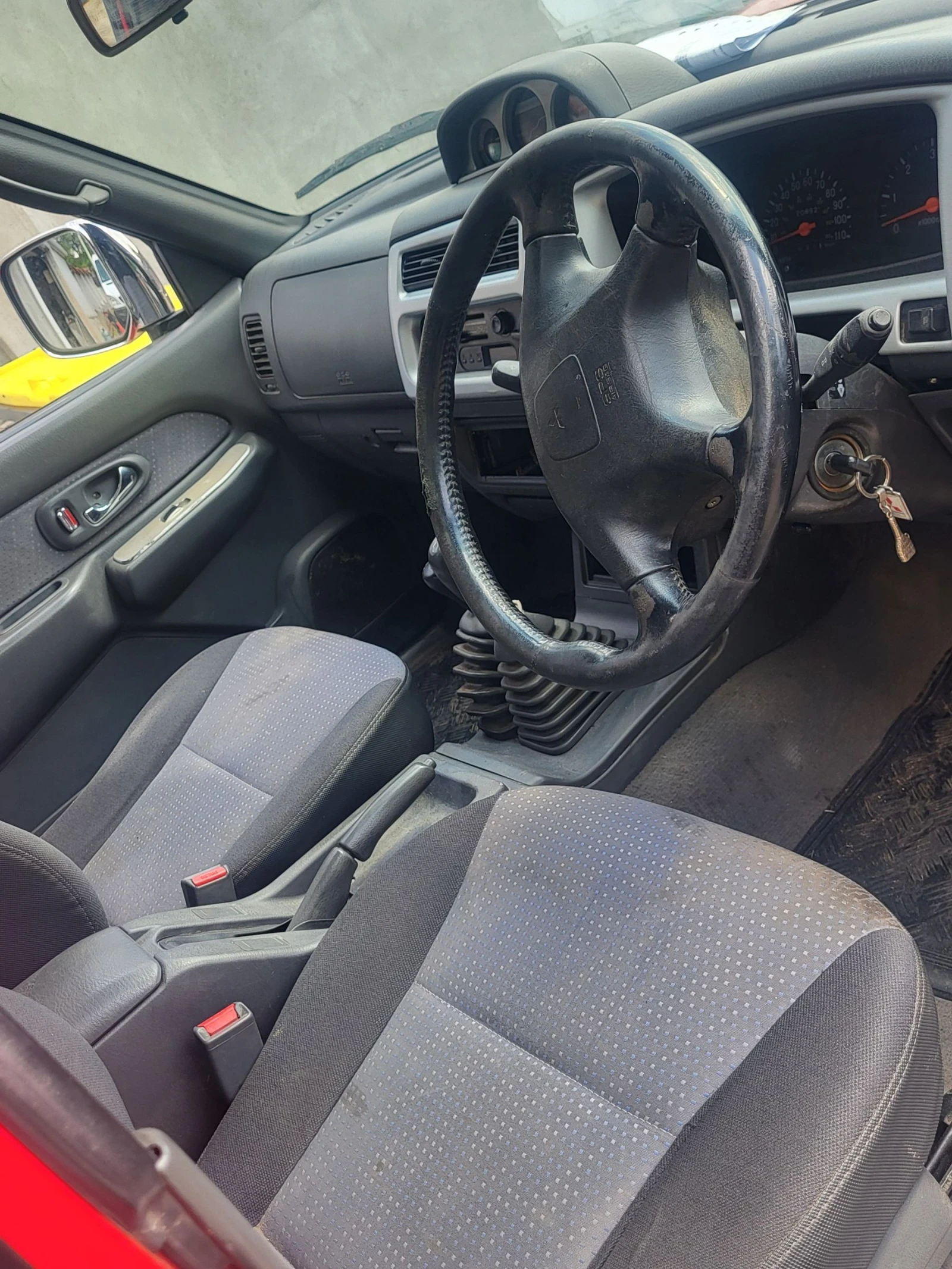 Mitsubishi L200  - изображение 5