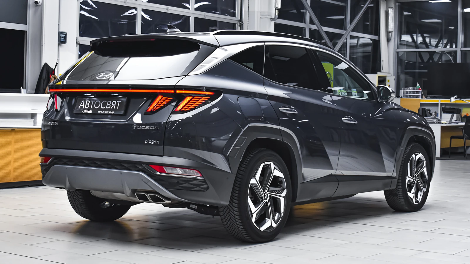 Hyundai Tucson 1.6 T-GDi PREMIUM Plug-in Hybrid 4x4 Automatic - изображение 6