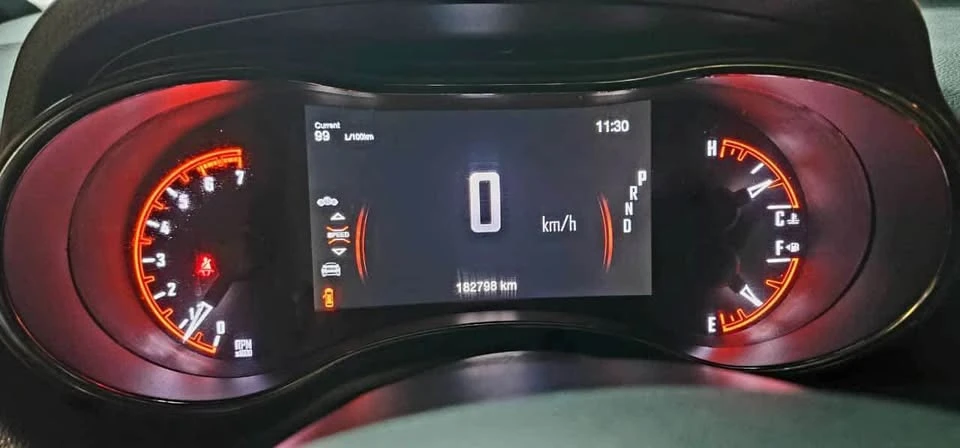 Dodge Durango R/T - изображение 8