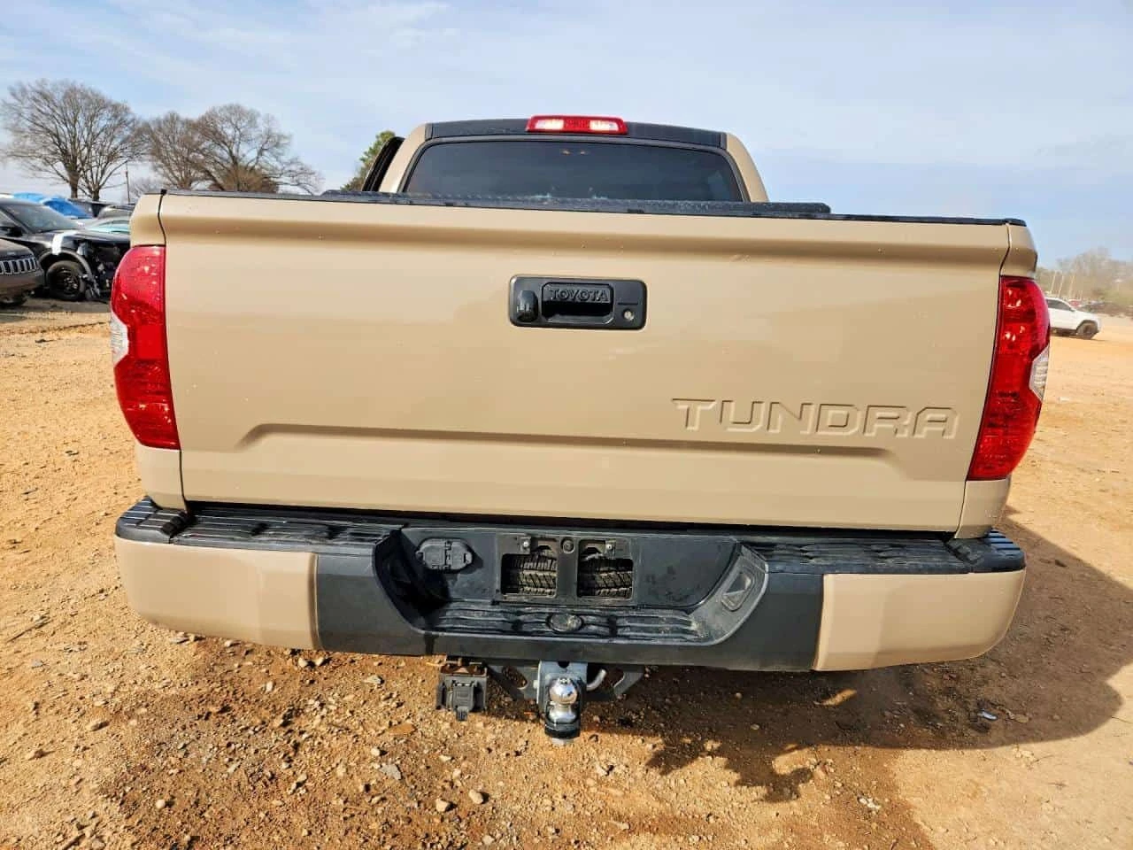 Toyota Tundra * CARFAX * , снимка 6 - Автомобили и джипове - 53753578