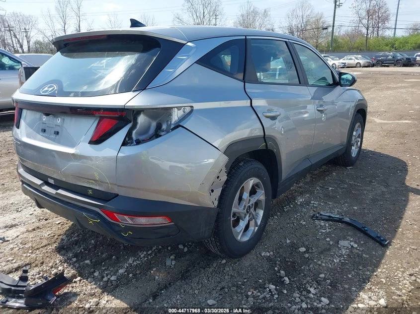 Hyundai Tucson 2.5l Se, снимка 4 - Автомобили и джипове - 54306855