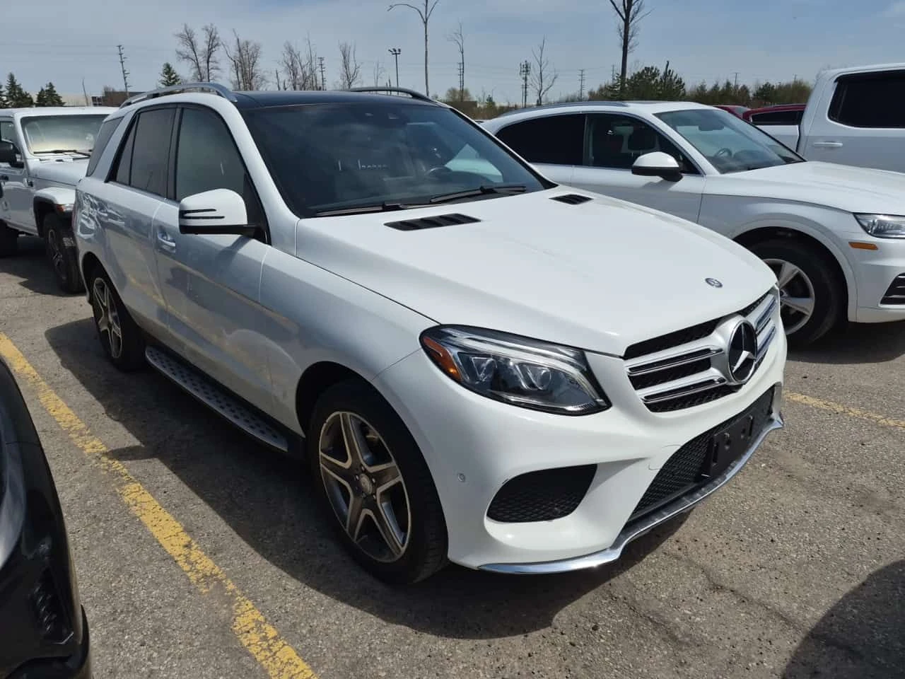 Mercedes-Benz GLE 400  CARFAX, снимка 2 - Автомобили и джипове - 54319814