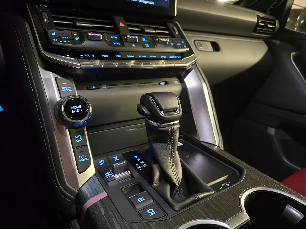Toyota Land cruiser ���/LC300/303HP/PREMIUM/360/PANO/MEMO/HUD/JBL/297q | Mobile.bg � ����������� 12