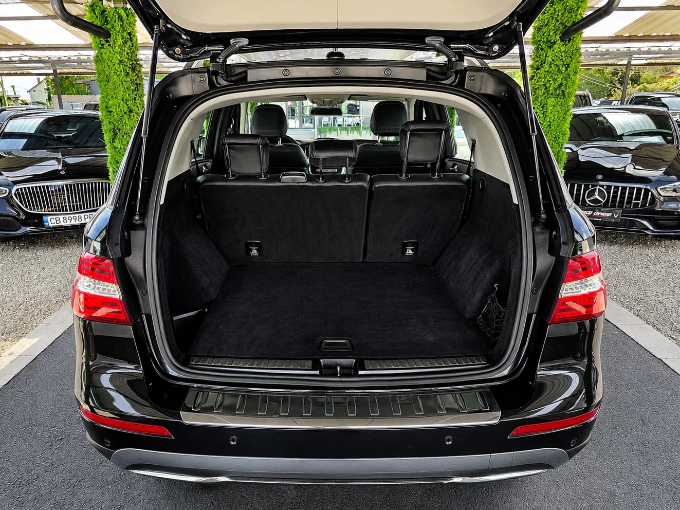 Mercedes-Benz ML 350 AMG LINE/FUL LED/GERMANY/OFFROAD PRO/ПОДГРЕВ/LANE , снимка 7 - Автомобили и джипове - 55845672