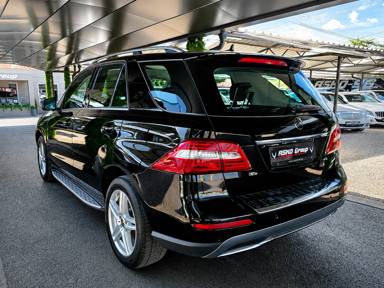 Mercedes-Benz ML 350 AMG LINE/FUL LED/GERMANY/OFFROAD PRO/ПОДГРЕВ/LANE , снимка 8 - Автомобили и джипове - 55845672