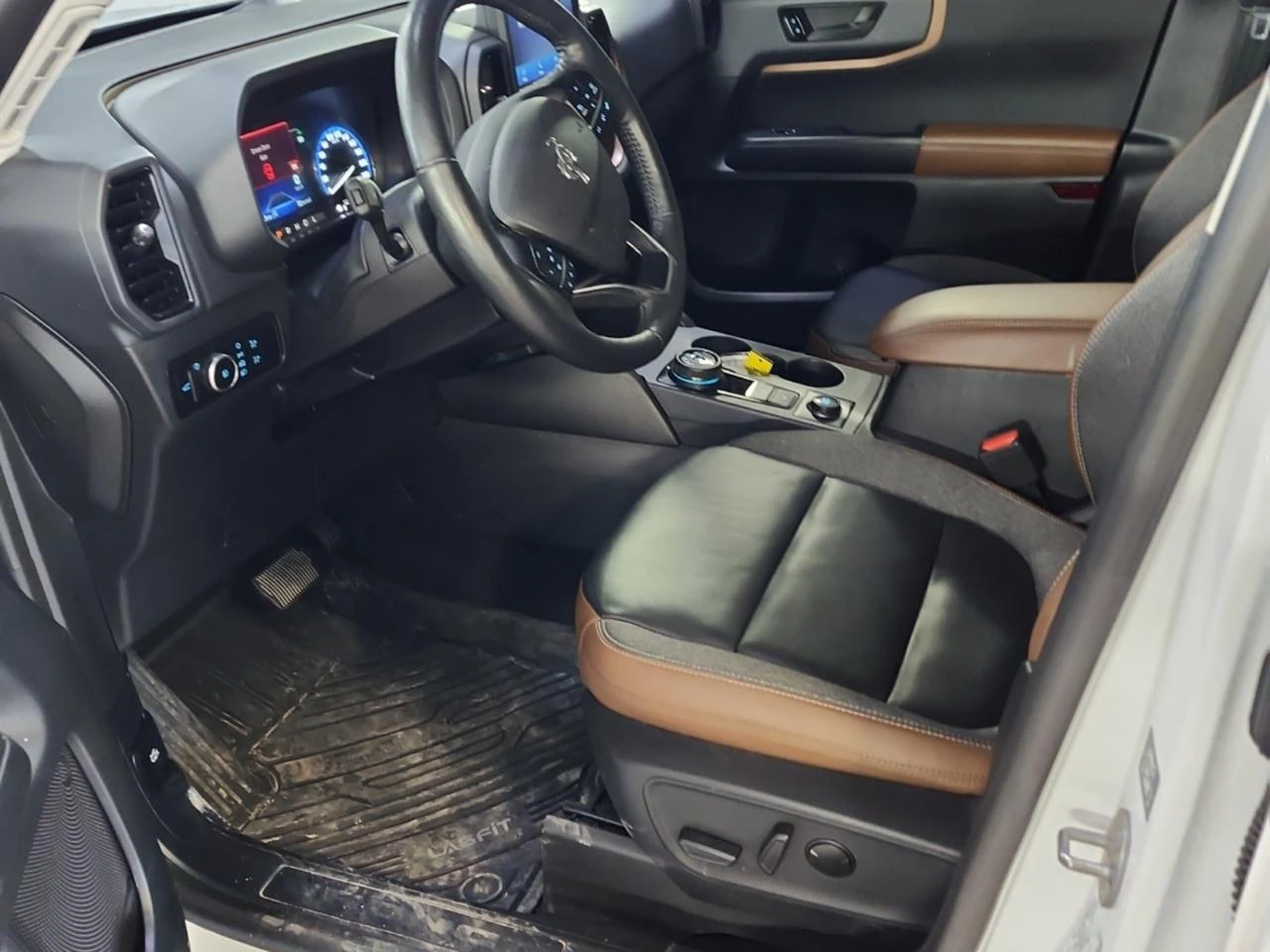 Ford Bronco Sport * Два ключа * CARFAX, снимка 6 - Автомобили и джипове - 55941606